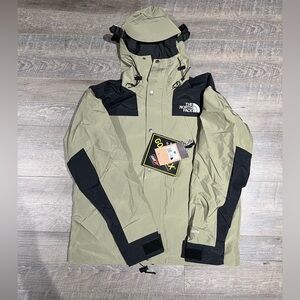The North Face 1990 Gore-Tex Mountain Jacket Men’s Size M